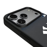 New York Yankees Linen MagSafe Compatible Phone Case for Apple iPhone 17 Series