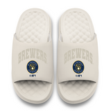 Milwaukee Brewers Tonal Pop Motive