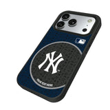 New York Yankees Personalized Circle Bump Phone Case for Apple iPhone